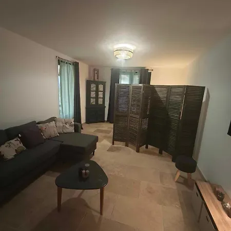לינה וארוחת בוקר Casa Di Mela 3*